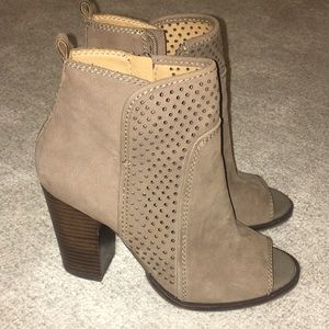 LUCKY BRAND Lakmeh Peep Toe Booties